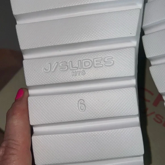 J/Slides Grey EVA Stud Beach Slides with Diamond Quilted Pattern Size 6 - Picture 6 of 6